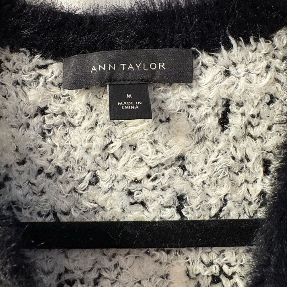 Ann Taylor Black and White Textured Blazer - Picture 5 of 5